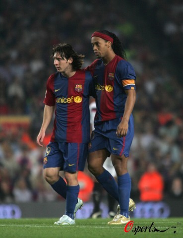 北京时间12月8日01：30，西甲联赛第15轮将迎来一场颇具看点的对决。