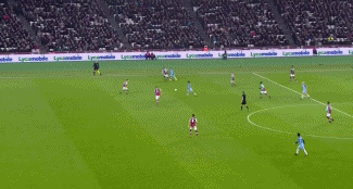 跟队记者：邓弗里斯因脚踝受伤可能缺阵至12月中旬左右