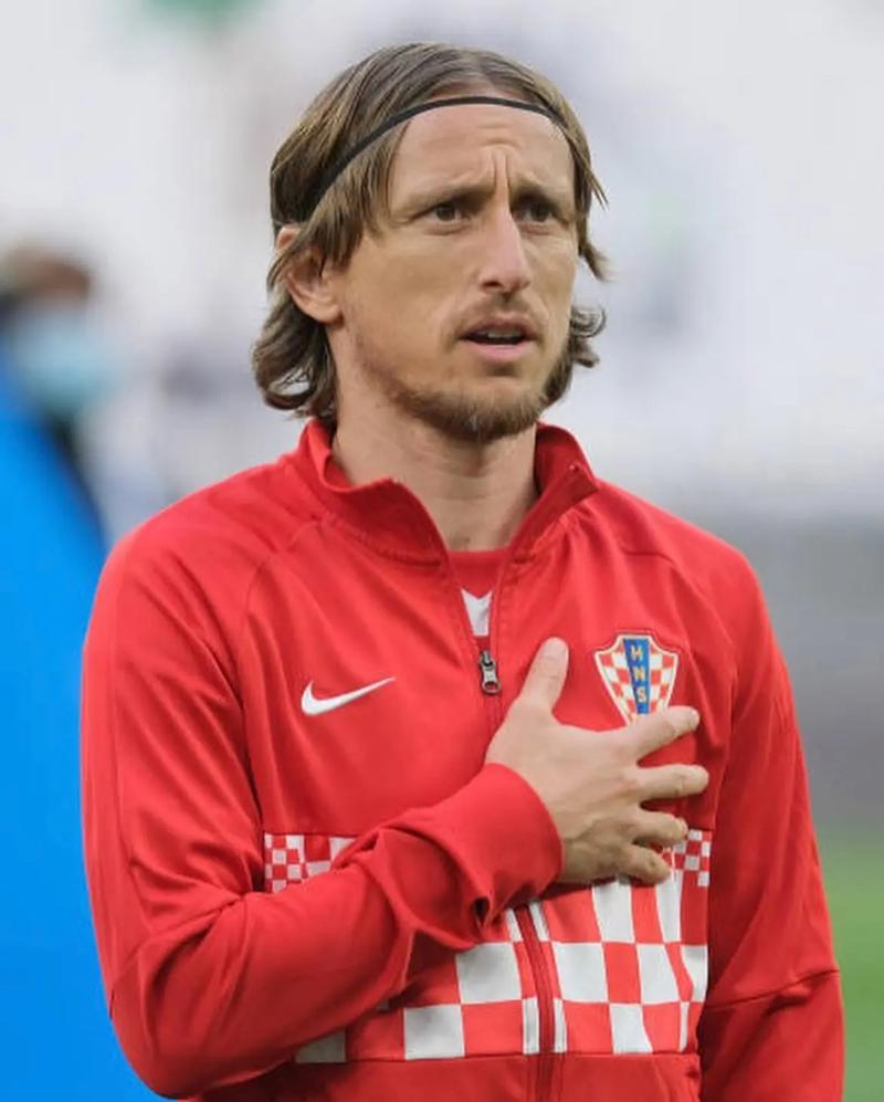 马刺终结对东契奇的14连败，文班亚马面对他则是0胜5负