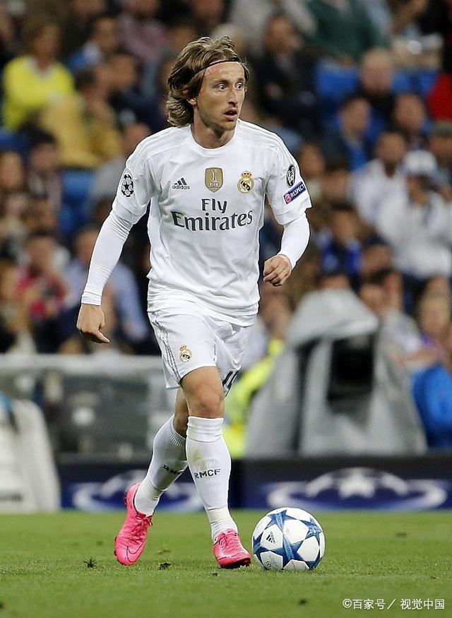 NBA：独行侠轻取公牛 东契奇收获准三双