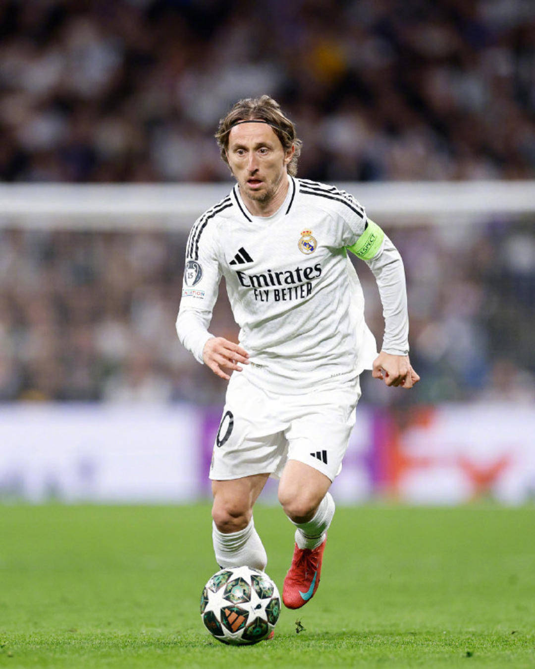 篮球勇士球员训练营表现亮眼