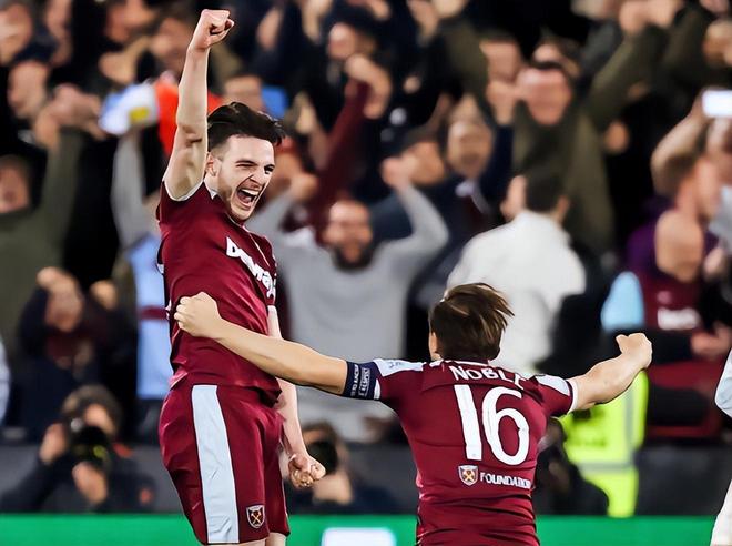 贝恩本场得到37分，并列NBA杯淘汰赛历史第三高分