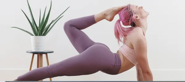 Yoga Classes - 爱游戏
